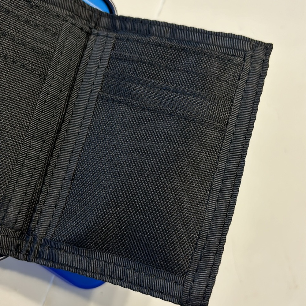 Aeropostale Gray Tri-Fold Wallet - Picture 7 of 11